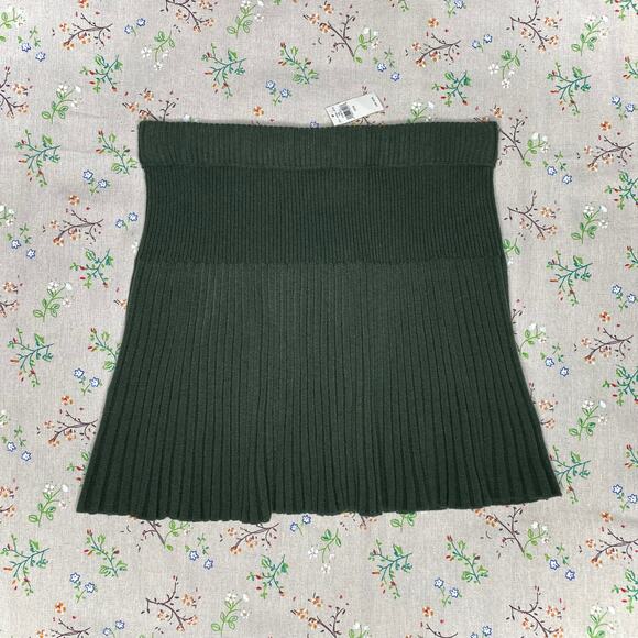 Aerie Knit Pleated Sweater Skirt Mini Micro Pleats Stretchy Green Medium Preppy - Picture 3 of 6
